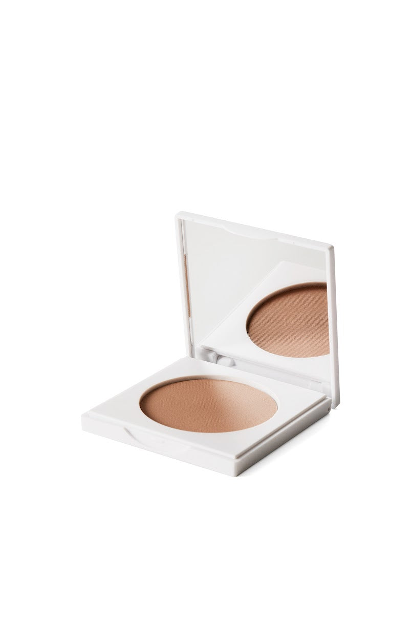 Poudre bronzante matifiante